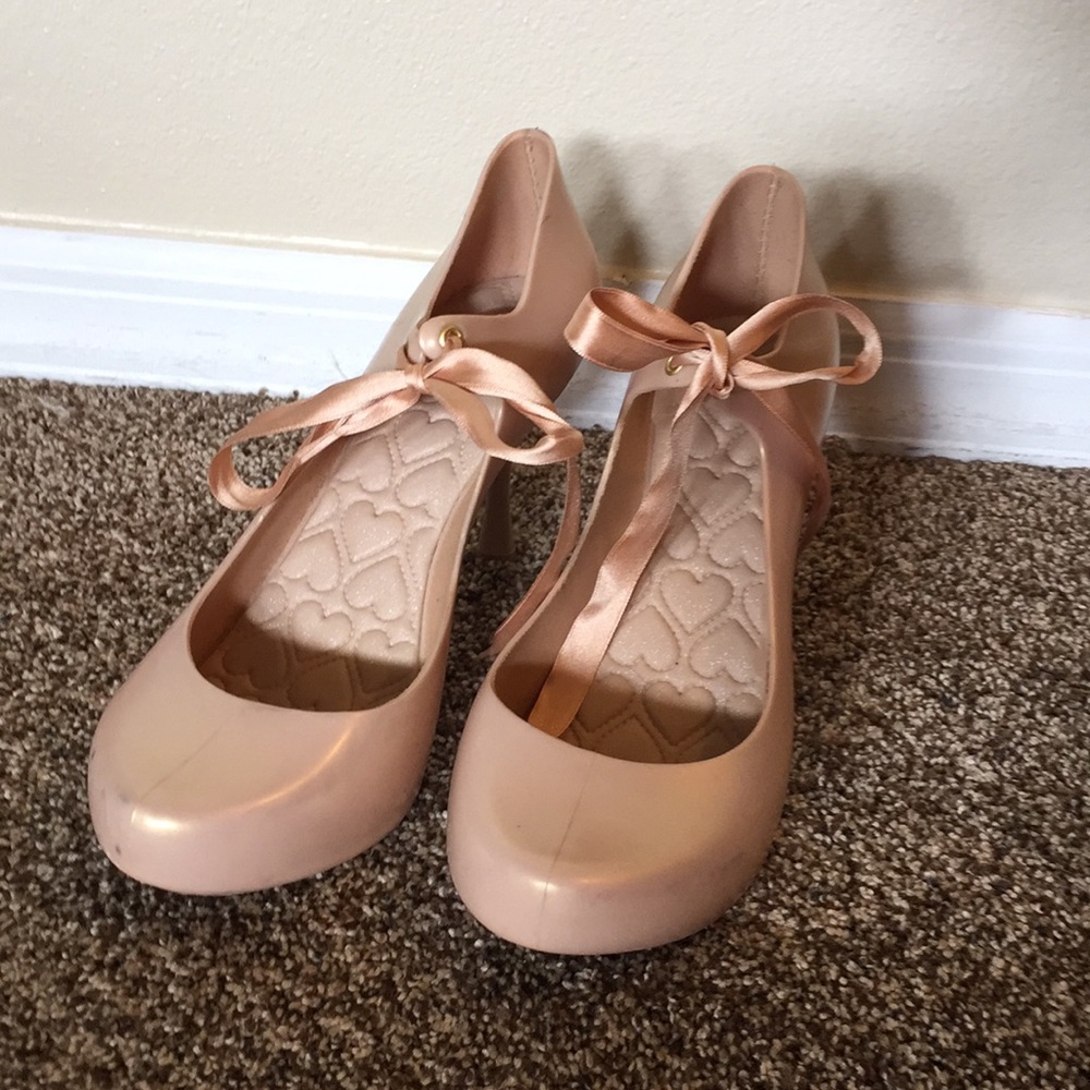 Melissa heels
